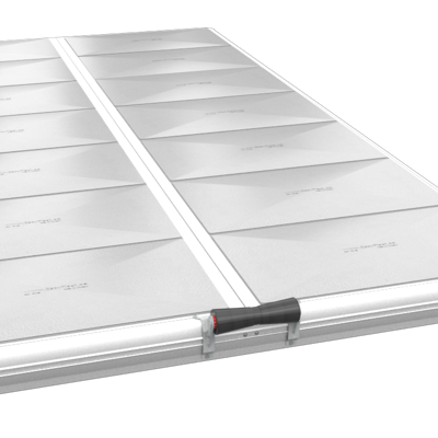 Kölrulle monterad på EasyFloat flytbrygga som underlättar iläggning och upptagning av t.ex. kajak och kanot