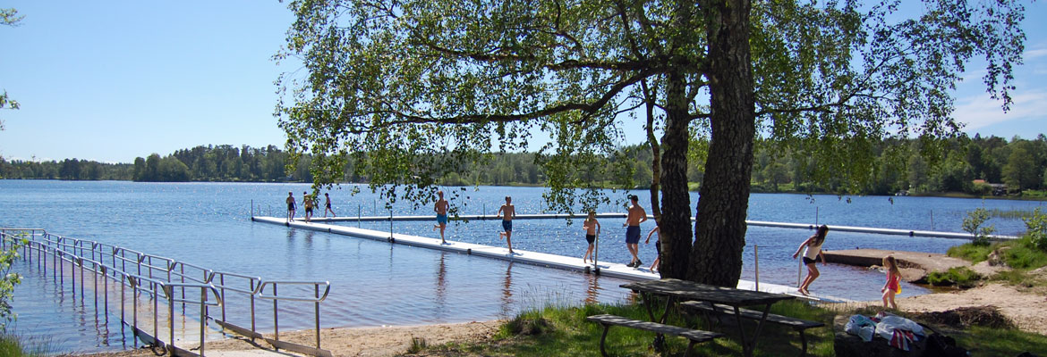 Badbrygga och badramp - Hylte Kommun