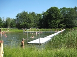 Badbrygga vid Lögardammen i Örebro kommun