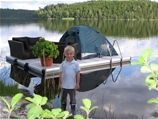 Flotte med tält och elmotor i Aplared – Avkoppling på sjön